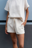 Short shorts with pockets